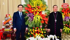 Bí thư Vương Đình Huệ chúc mừng Tòa Tổng Giám mục Hà Nội