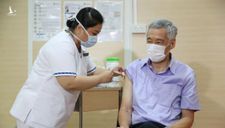 Thủ tướng Singapore tiêm vắc xin COVID-19 của hãng Pfizer/BioNTech