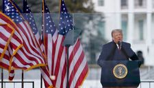 Washington Post: Tổng thống Donald Trump đang trong trạng thái tâm lý “hết sức yếu ớt”