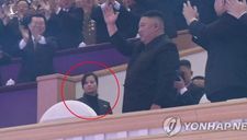 “Bóng hồng” đặc biệt vừa xuất hiện phía sau ông Kim Jong-un