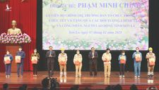 Ông Phạm Minh Chính chúc tết, tặng quà các đối tượng chính sách tỉnh Sơn La