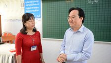 Bộ trưởng Phùng Xuân Nhạ thực hiện lời hứa cho giáo viên
