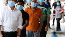 Malaysia hào phóng tiêm vắc xin COVID-19 miễn phí luôn người nước ngoài