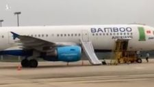 Khách mở cửa thoát hiểm máy bay Bamboo Airways làm bung phao cứu sinh