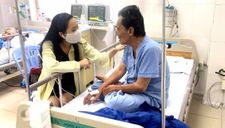 Thương Tín sau cơn đột quỵ: Con gái nhỏ đến thăm bố, dàn sao Việt ủng hộ gần 400 triệu