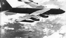 “Hiệu suất” diệt B-52 của bộ đội Việt Nam khiến quốc tế lo sợ