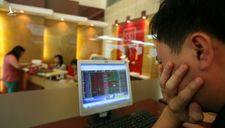 Vn-Index vượt đỉnh 1.200, nhà đầu tư đổ tiền ‘buôn chứng’