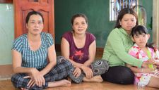 Sau 1 tháng mất tích, xác định tàu câu mực và 9 ngư dân bị bắt giữ ở Thái Lan