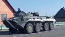 Xe bọc thép của Belarus ồ ạt đổ về biên giới Ukraine