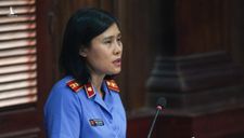 Mẹ của tài xế Mercedes bồi thường một phần cho nữ tiếp viên tại tòa