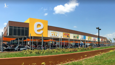 Tỷ phú Trần Bá Dương mua lại siêu thị Emart của Hàn Quốc