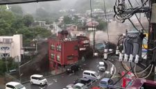 Khoảnh khắc lở đất kinh hoàng quét qua thành phố Atami, Nhật Bản khiến 20 người mất tích