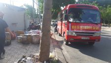 Lợi dụng dán bảng ‘xe hướng về Sài Gòn’ qua chốt chặn, vào TP.HCM giao hàng ‘chui’