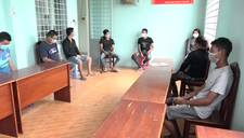 Tụ tập nhậu nhẹt, đỏ đen vẫn diễn ra trong lúc giãn cách xã hội