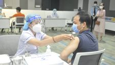 Người dân có thể ngồi nhà tự đăng ký tiêm vaccine Covid-19 từ 10-7