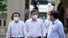 Chủ tịch UBND TP.HCM: ‘Phụ huynh lo lắng là đương nhiên nhưng hãy cố gắng giãn cách’