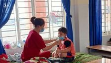 Nhật ký cách ly: Tiếng khóc xé lòng lúc nửa đêm “Em chấp nhận bị nhiễm…”