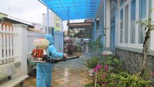 3 cán bộ bị đình chỉ công tác vì lơ là chống dịch