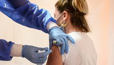 Tiếp tục tranh cãi về việc tiêm mũi 3 vaccine Covid-19