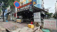 TP.HCM cho hàng quán hoạt động lại, nhưng các quán đều đóng cửa và… ‘hẹn gặp lại’