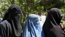 Taliban ban bố sắc lệnh đầu tiên về nữ giới