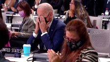 Ông Biden bị nghi “thiếp đi” 22 giây giữa hội nghị quan trọng