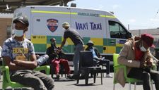 Bộ trưởng Y tế Nam Phi tiết lộ lý do nước này thành công “đánh chặn” Omicron