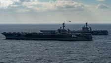 Mỹ điều động 2 siêu tàu sân bay tới Biển Đông tập trận