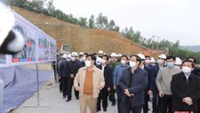 Thủ tướng kiểm tra việc xây dựng đường cao tốc qua tỉnh Thanh Hóa