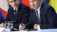 Tổng thống Pháp điện đàm, yêu cầu ông Putin lập tức chấm dứt cuộc tấn công vào Ukraine