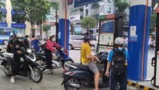 TP.HCM: Sẽ rút giấy phép cửa hàng xăng dầu găm hàng chờ tăng giá