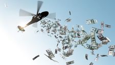 Điều gì sẽ xảy ra nếu một chiếc trực thăng bay quanh một quốc gia và liên tục thả tiền xuống?