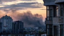 Nga phóng hai tên lửa hành trình vào Kiev, tấn công dồn dập trên mọi mặt trận