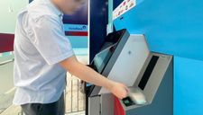 Rút tiền tại ATM bằng căn cước công dân: Mất tiền ai chịu trách nhiệm?