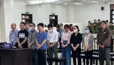 Đại án kit test Việt Á: Một cán bộ CDC Bình Dương bất ngờ được miễn tội