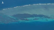 Tàu Philippines và Trung Quốc đụng độ gần Bãi Cỏ Mây