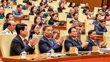 LẦN ĐẦU TIÊN TRONG LỊCH SỬ LẬP HIẾN