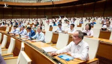 Từ 1/7: Công chức, viên chức không được góp vốn, thành lập, quản lý doanh nghiệp