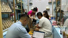 Hàng giả hàng bẩn “tháo chạy”, nhiều địa phương liên tiếp phát hiện vụ tẩu tán