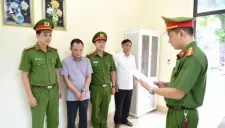 Sản xuất mỹ phẩm giả: Khi lòng tham đội lốt ngành làm đẹp