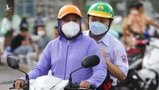 Người đến Bến Tre: Đủ giấy tờ vẫn không được qua chốt, ô tô phải dán niêm phong cửa