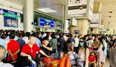 Sân bay Tân Sơn Nhất tắc từ trên trời, dưới đất gây khó cho không lưu