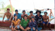 Ngư dân Việt Nam kể chuyện cứu 22 thuyền viên Philippines bị tàu Trung Quốc đâm