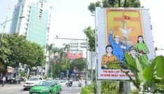 Đường phố Hà Nội rực rỡ trước kỉ niệm 65 năm Ngày giải phóng thủ đô