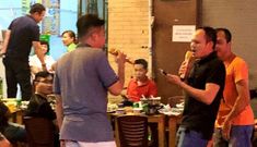 Không sợ gì chỉ sợ hàng xóm hát karaoke ngày Tết