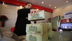 Nhân viên ngân hàng được thưởng 9 tháng lương