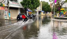 Hải Phòng, Nam Định ngập nước sau trận mưa lớn ngày đầu năm