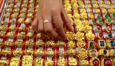 Vàng tăng vọt gần 45 triệu đồng/lượng