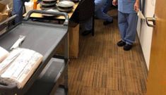 Cơm Việt trợ sức bác sĩ ở California