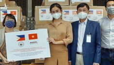 Gia đình Johnathan Hạnh Nguyễn góp 750 ngàn khẩu trang, hơn 16 ngàn bộ bảo hộ chống Covid-19